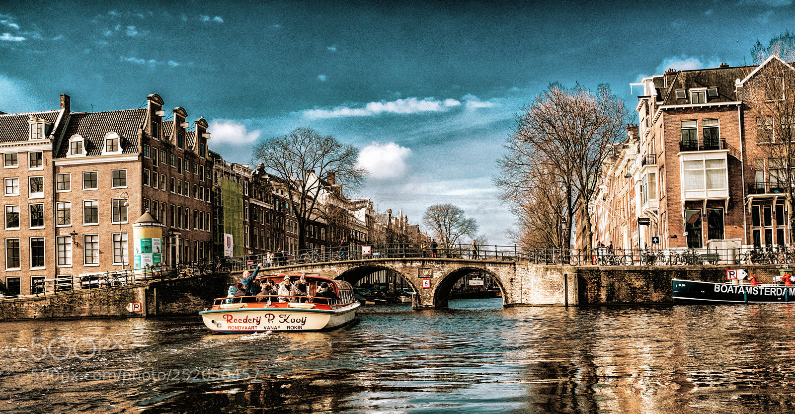 Fujifilm X100F sample photo. Gracht photography