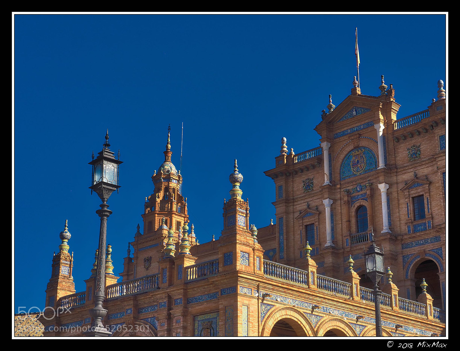 Olympus OM-D E-M10 sample photo. Plaza de espa a photography