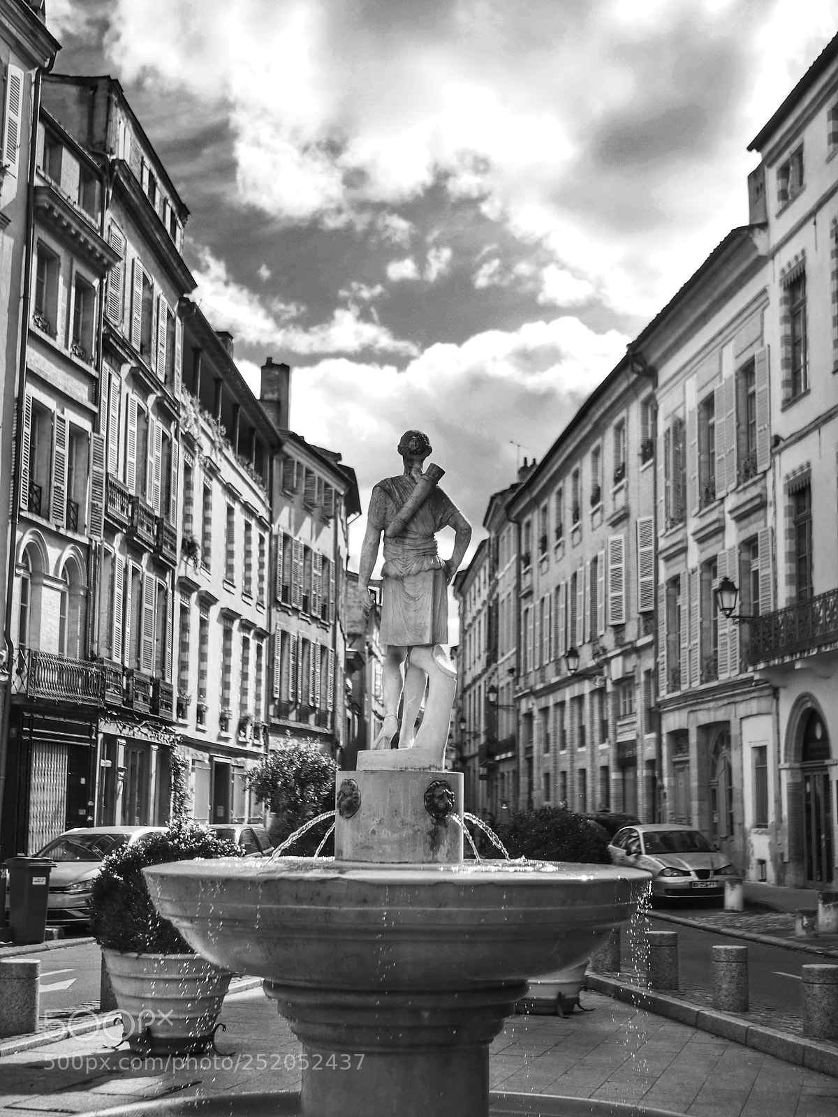 Olympus OM-D E-M10 III sample photo. Place sainte-scarbes photography