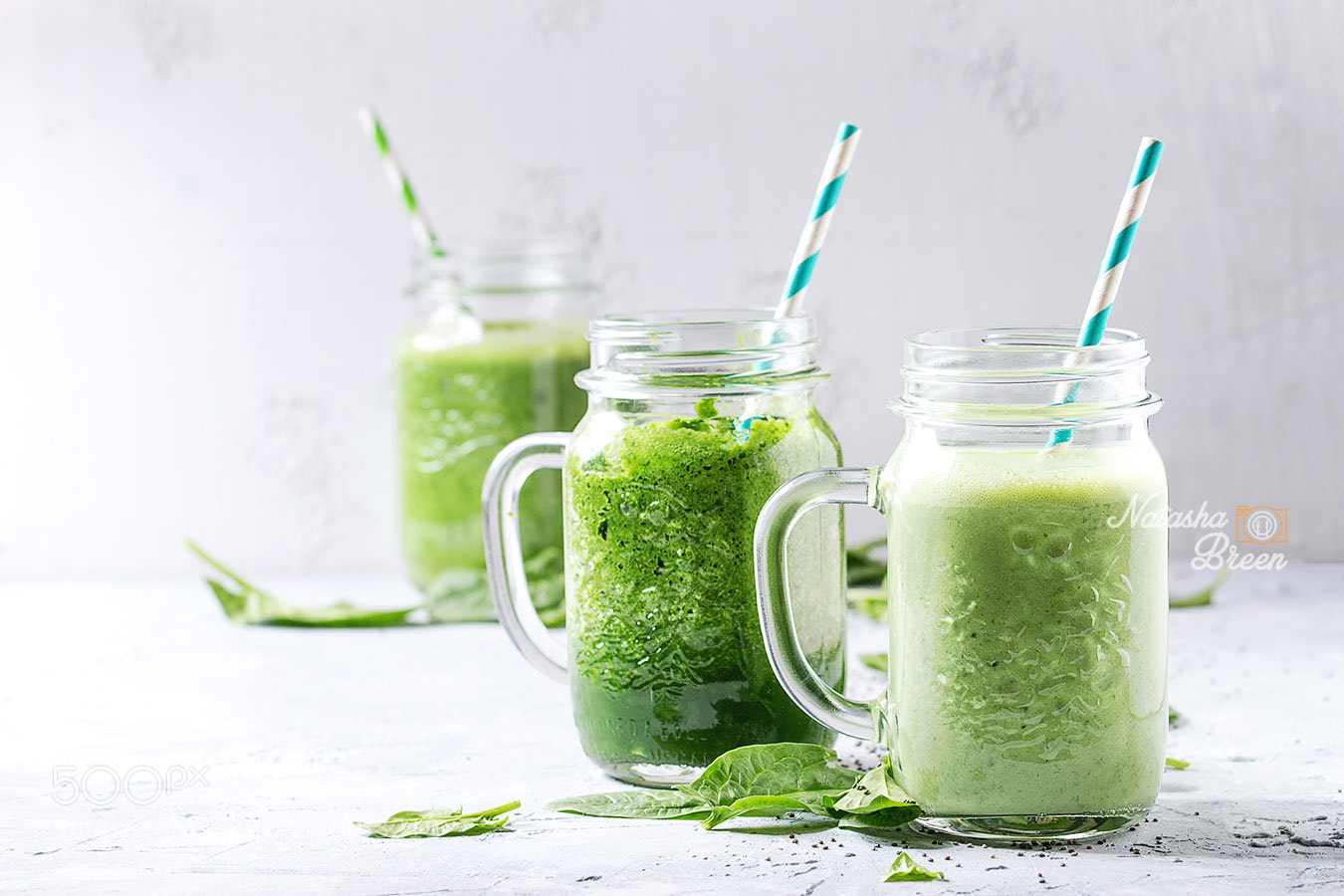 Canon EOS 700D (EOS Rebel T5i / EOS Kiss X7i) sample photo. Variety of green smoothies photography