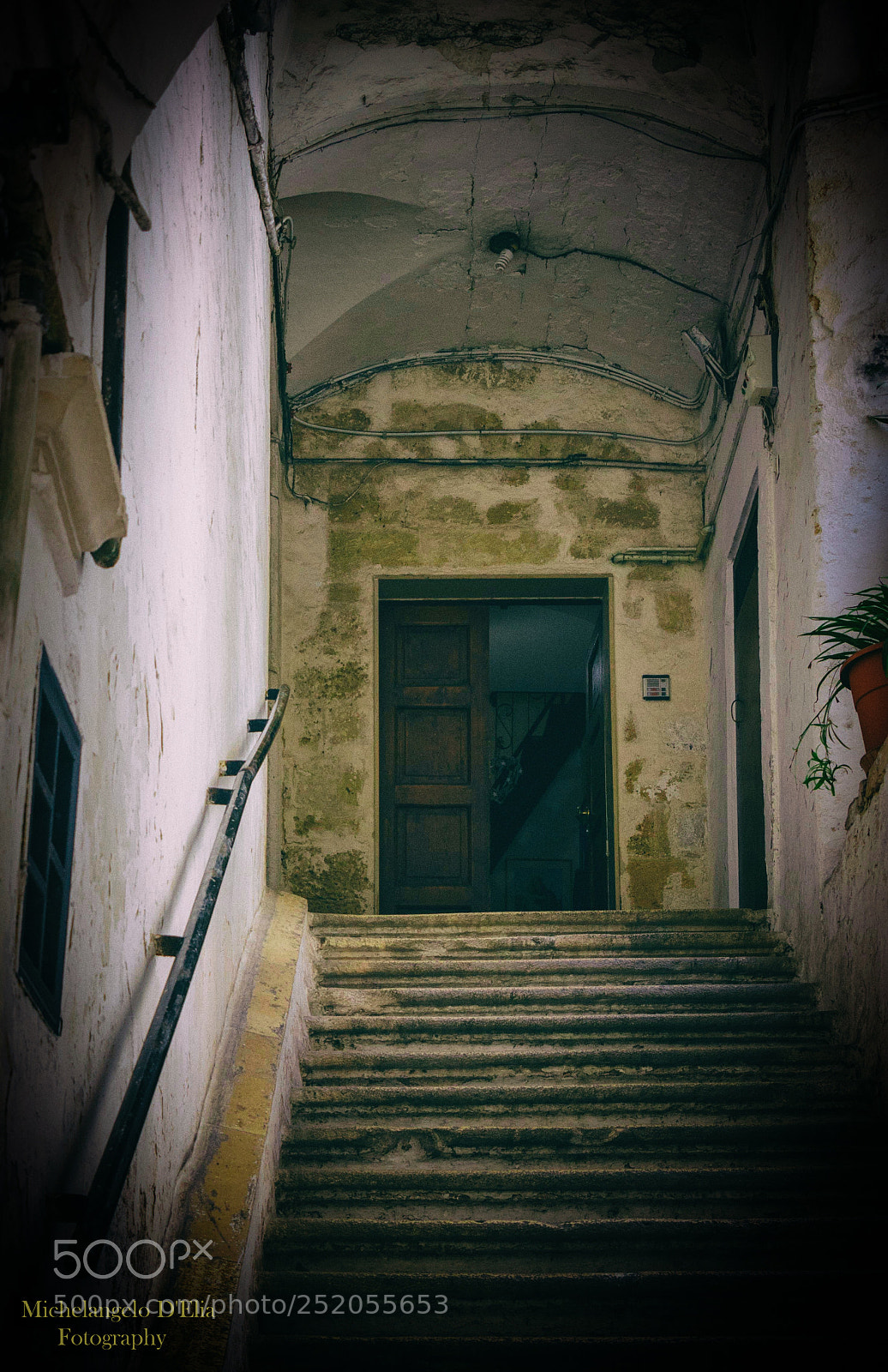 Canon EOS 80D sample photo. Borgo antico bari photography