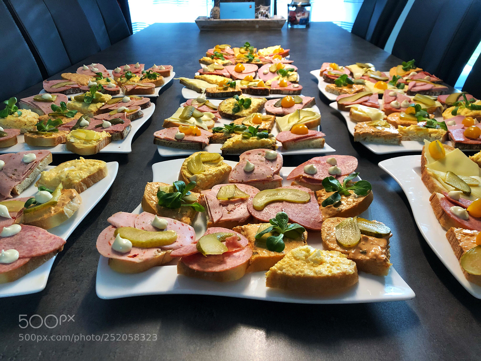 Apple iPhone X sample photo. Plates photography