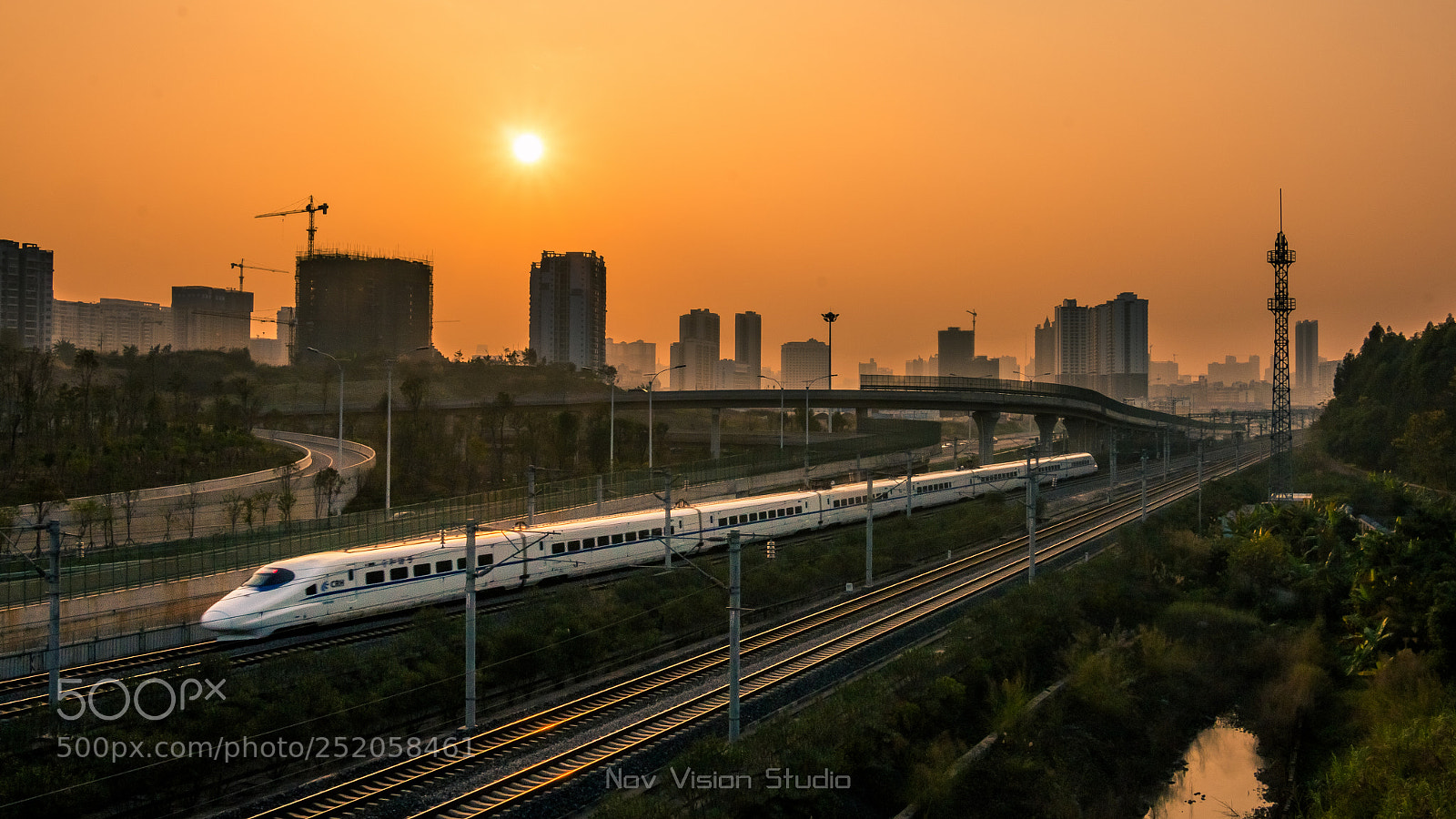 Canon EOS 70D sample photo. Crh train photography