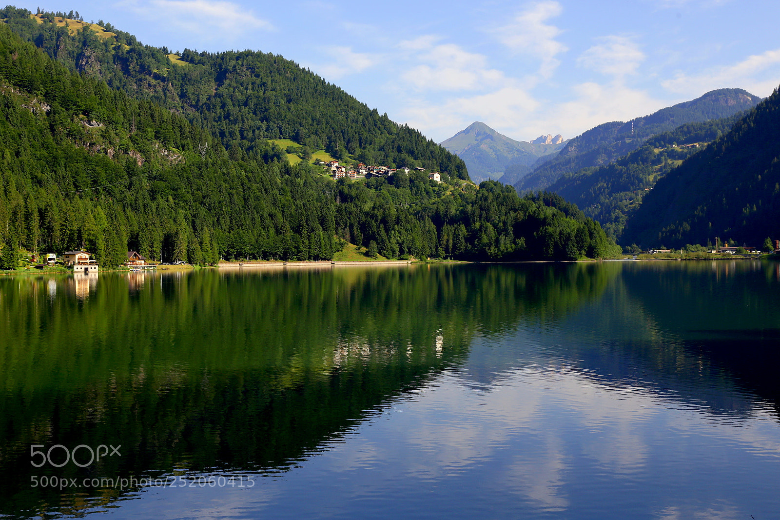 Canon EF 24-70mm F4L IS USM sample photo. Lake alleghe photography