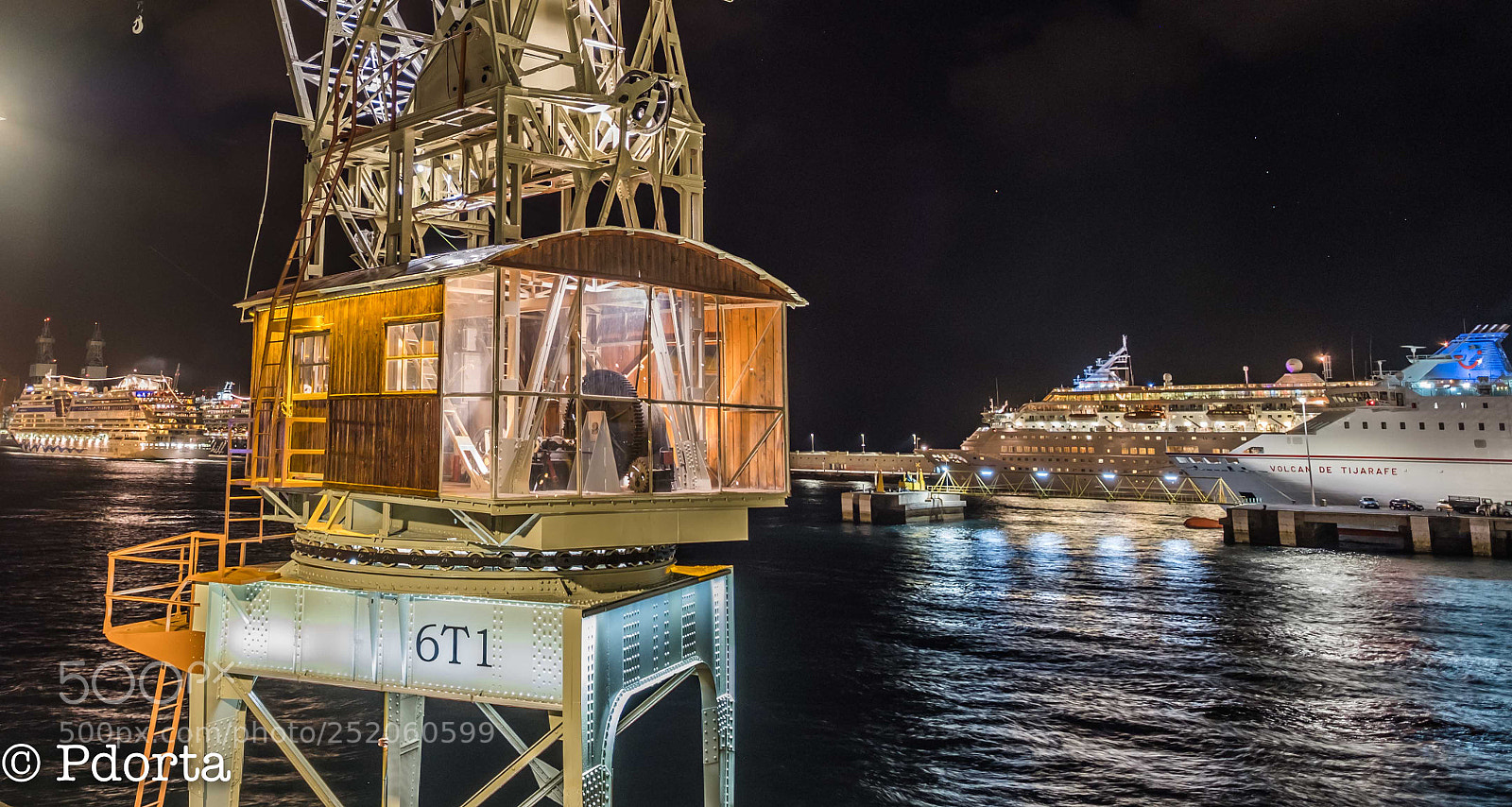 Fujifilm X-Pro2 sample photo. The harbour, santa cruz photography