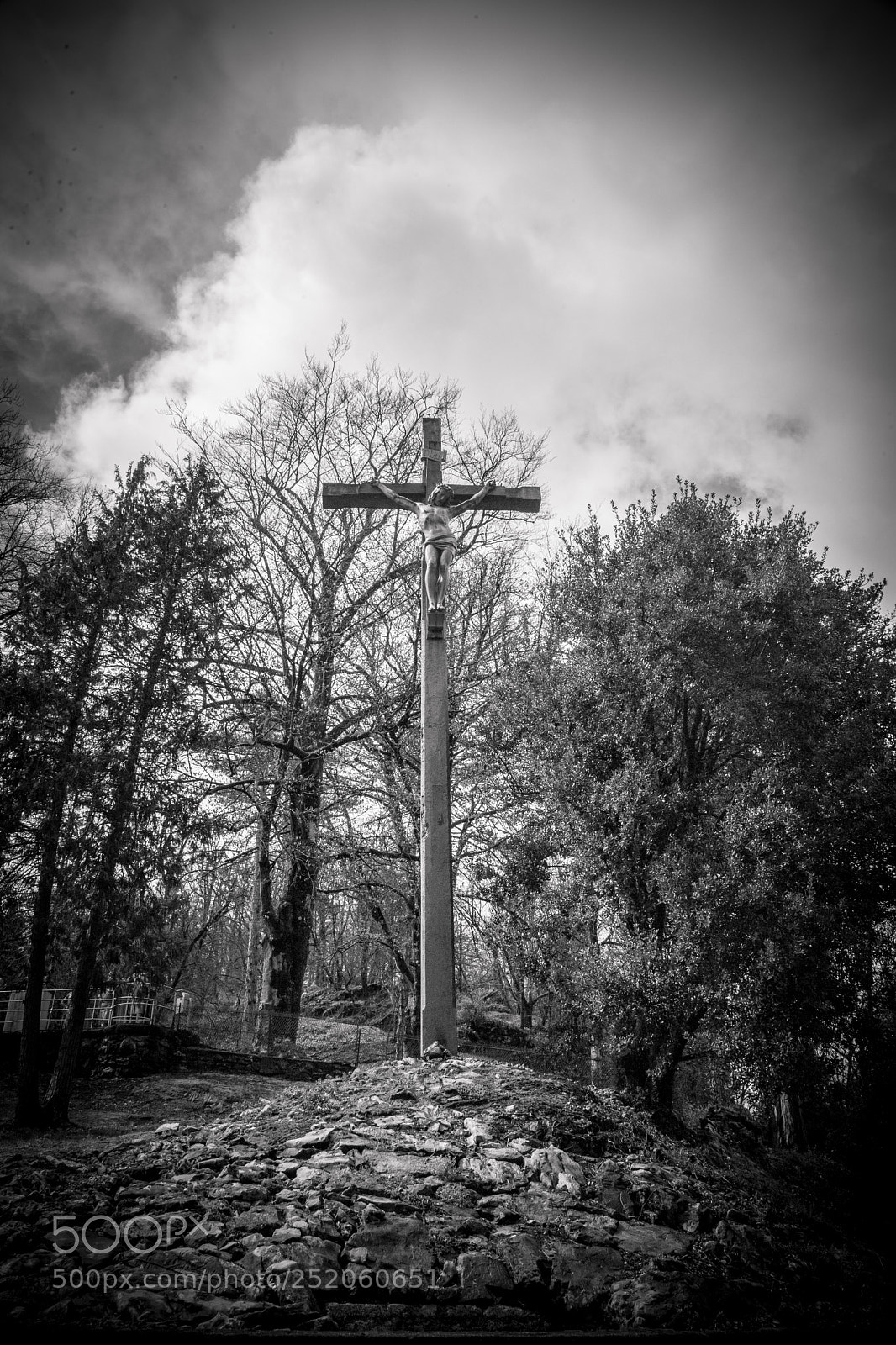Canon EOS-1Ds Mark III sample photo. Jesus is condamned to photography