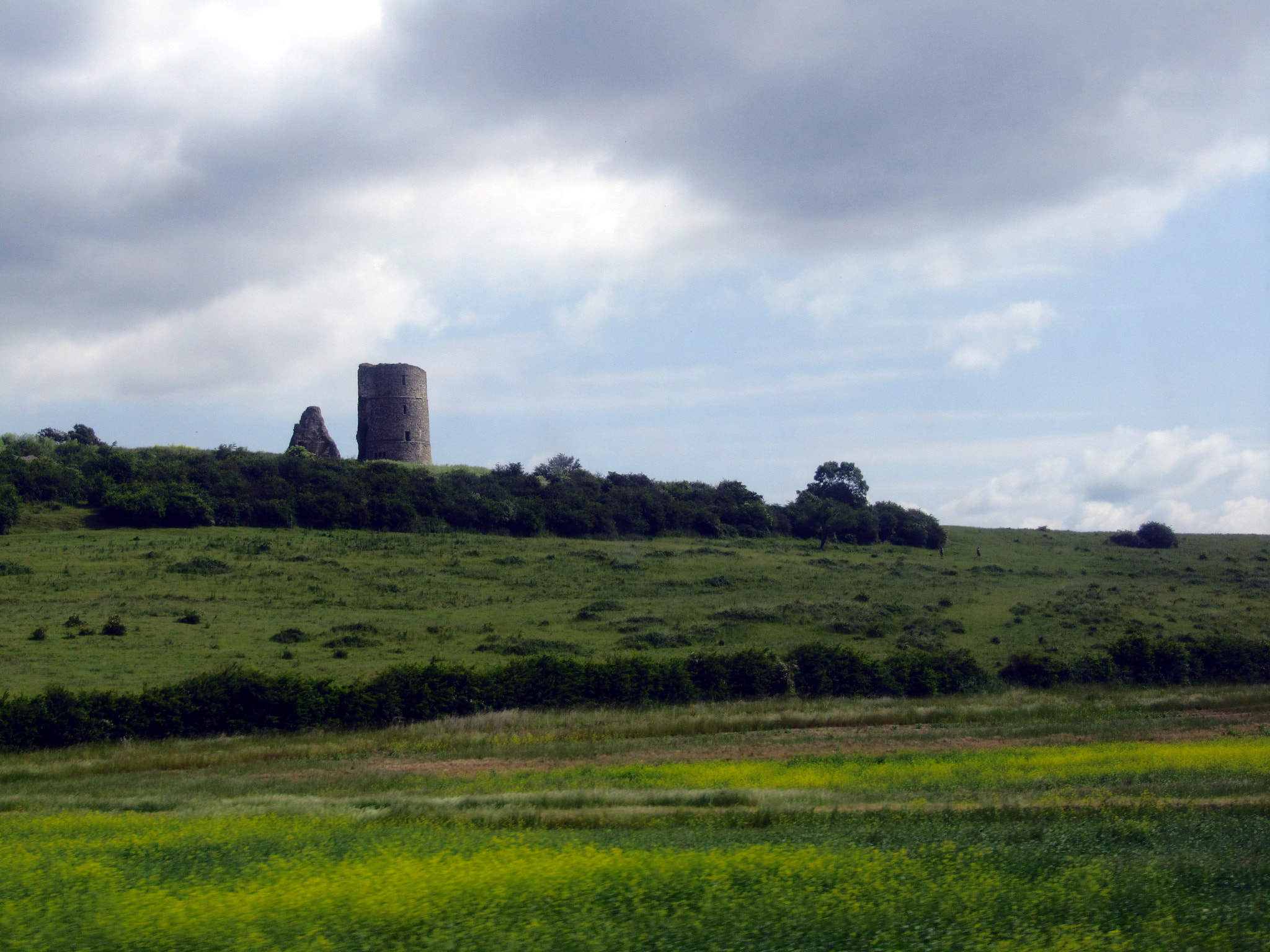 Canon PowerShot SX210 IS sample photo. Hadleigh castle, essex photography