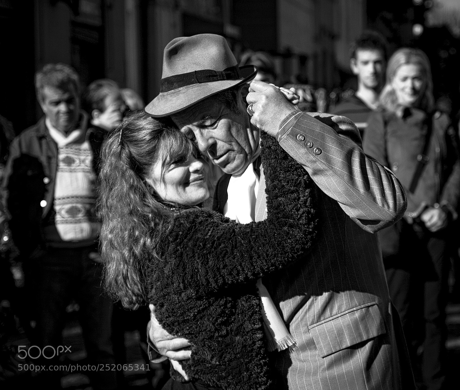 Canon EOS 40D sample photo. Tanguito en buenos aires photography