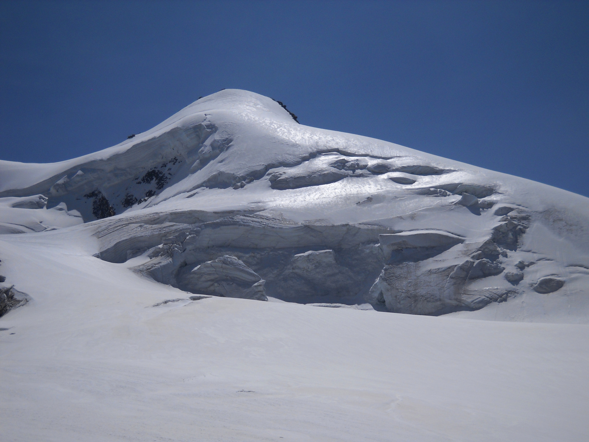 Nikon Coolpix L20 sample photo. Adlerhorn photography