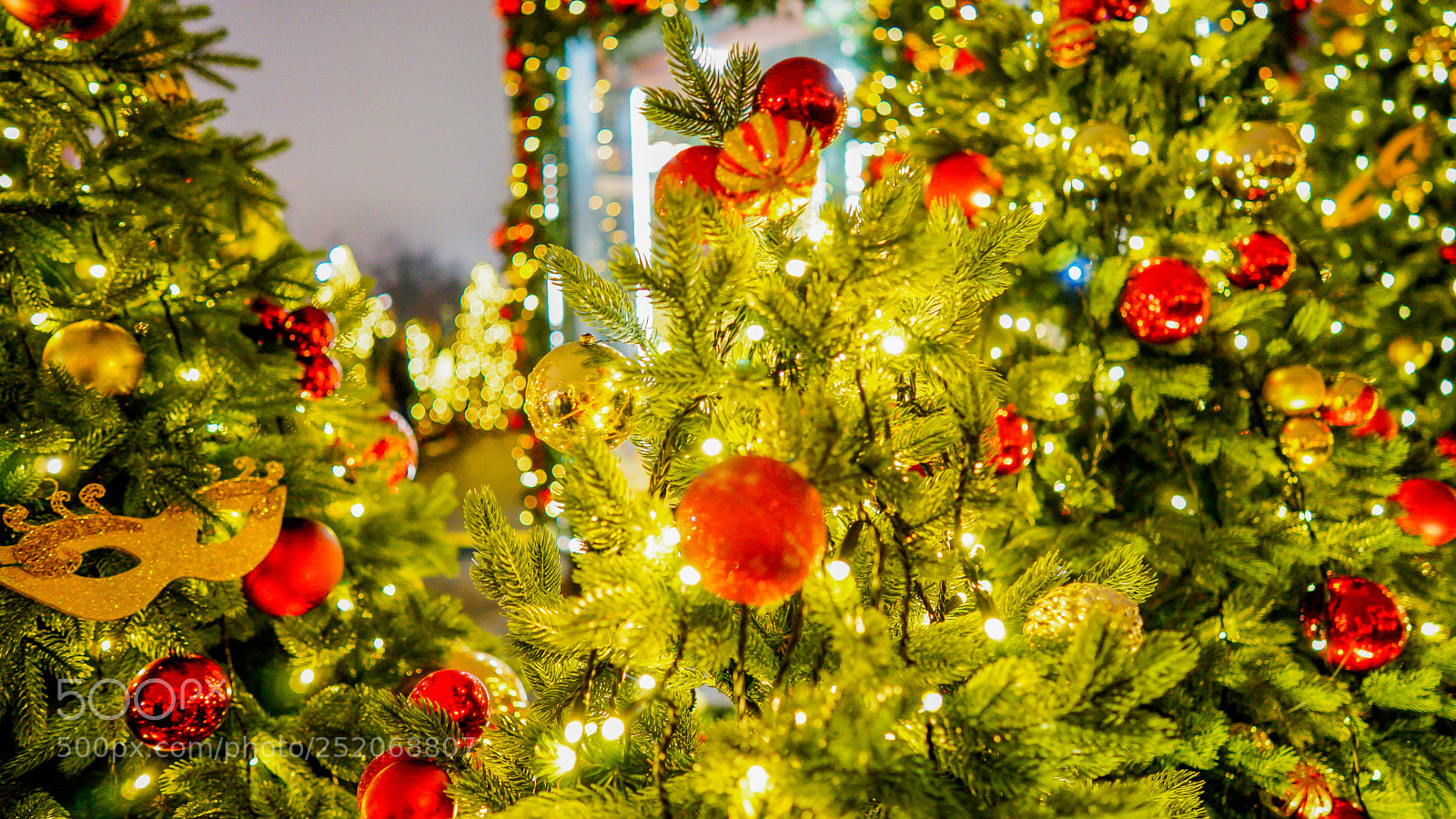 Sony a7 sample photo. Moscow photography