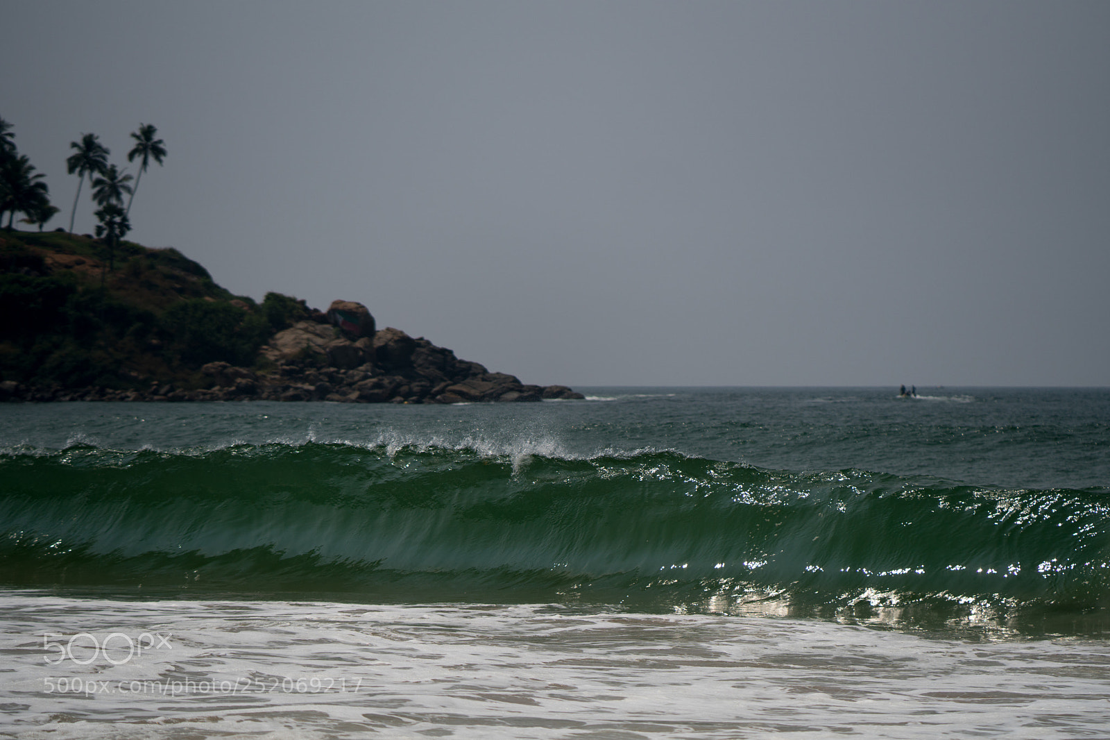 Sony a6500 sample photo. Ocean coast with waves photography