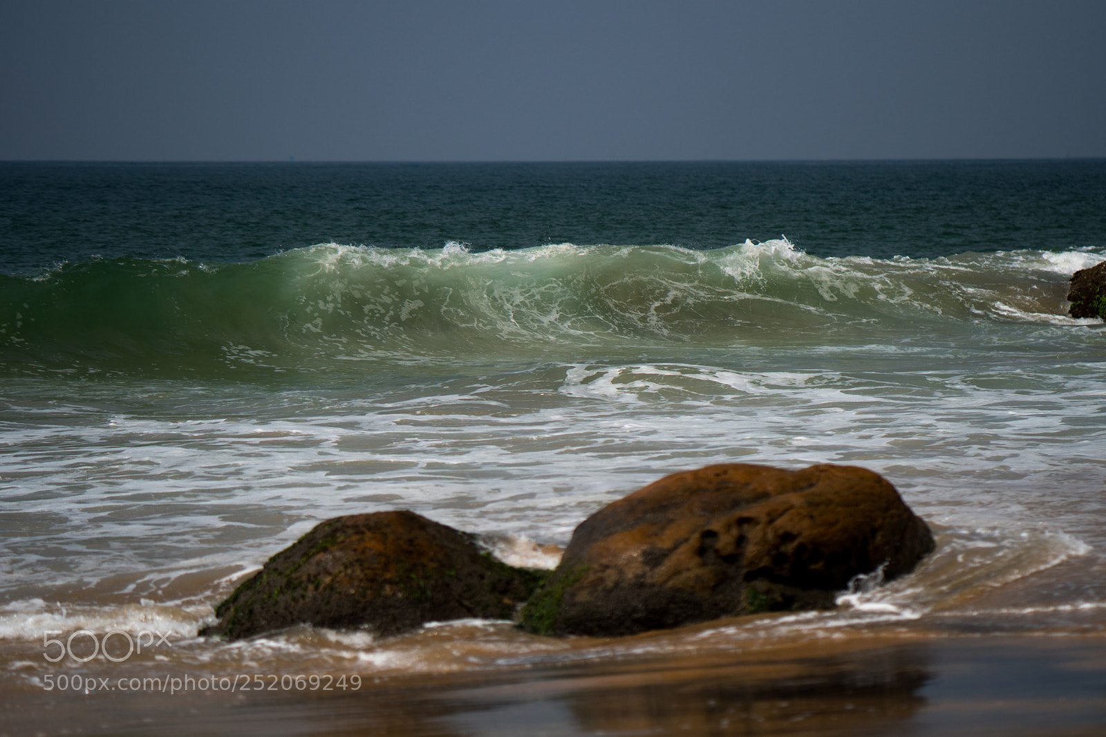 Sony a6500 sample photo. Ocean coast with waves photography