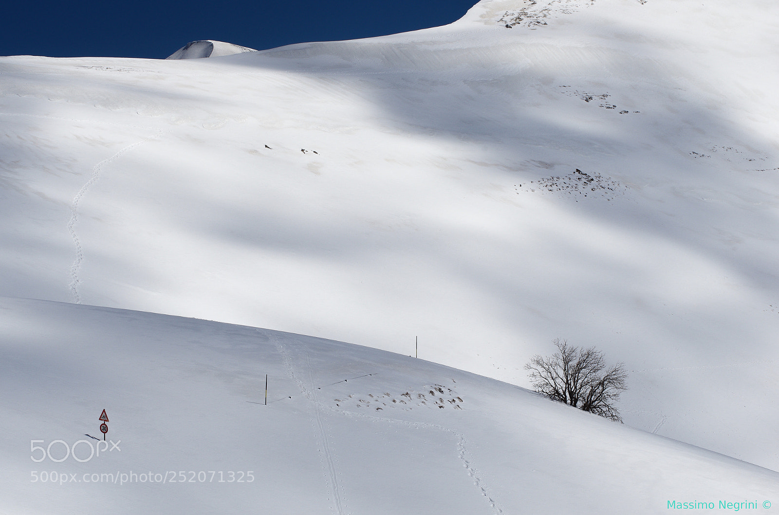 Pentax K-5 IIs sample photo. Snow photography
