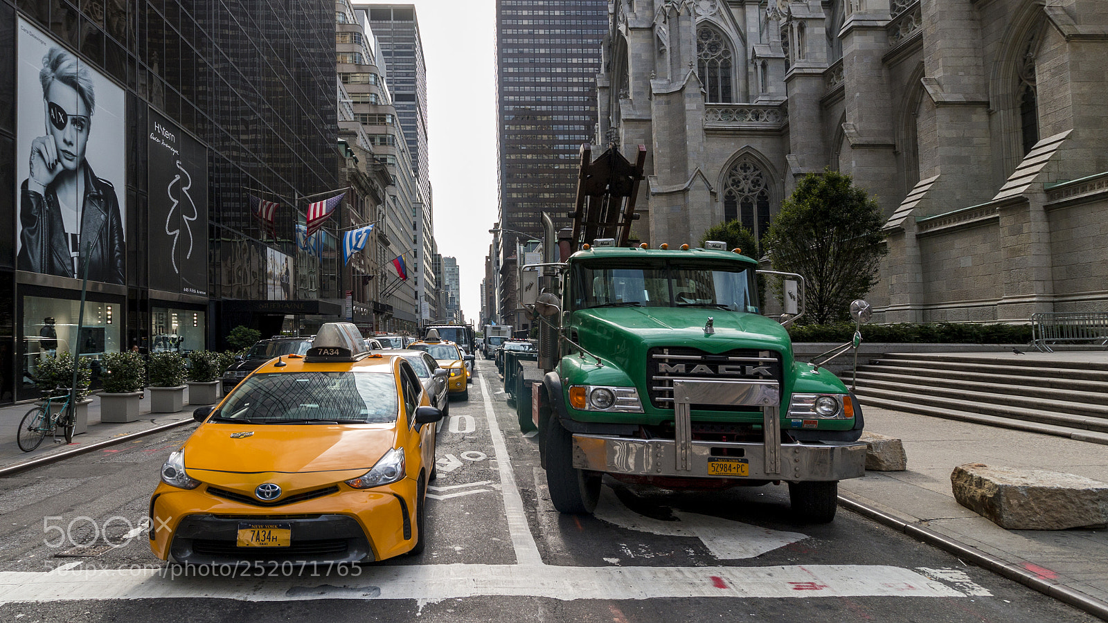 Canon EOS 70D sample photo. Street race photography