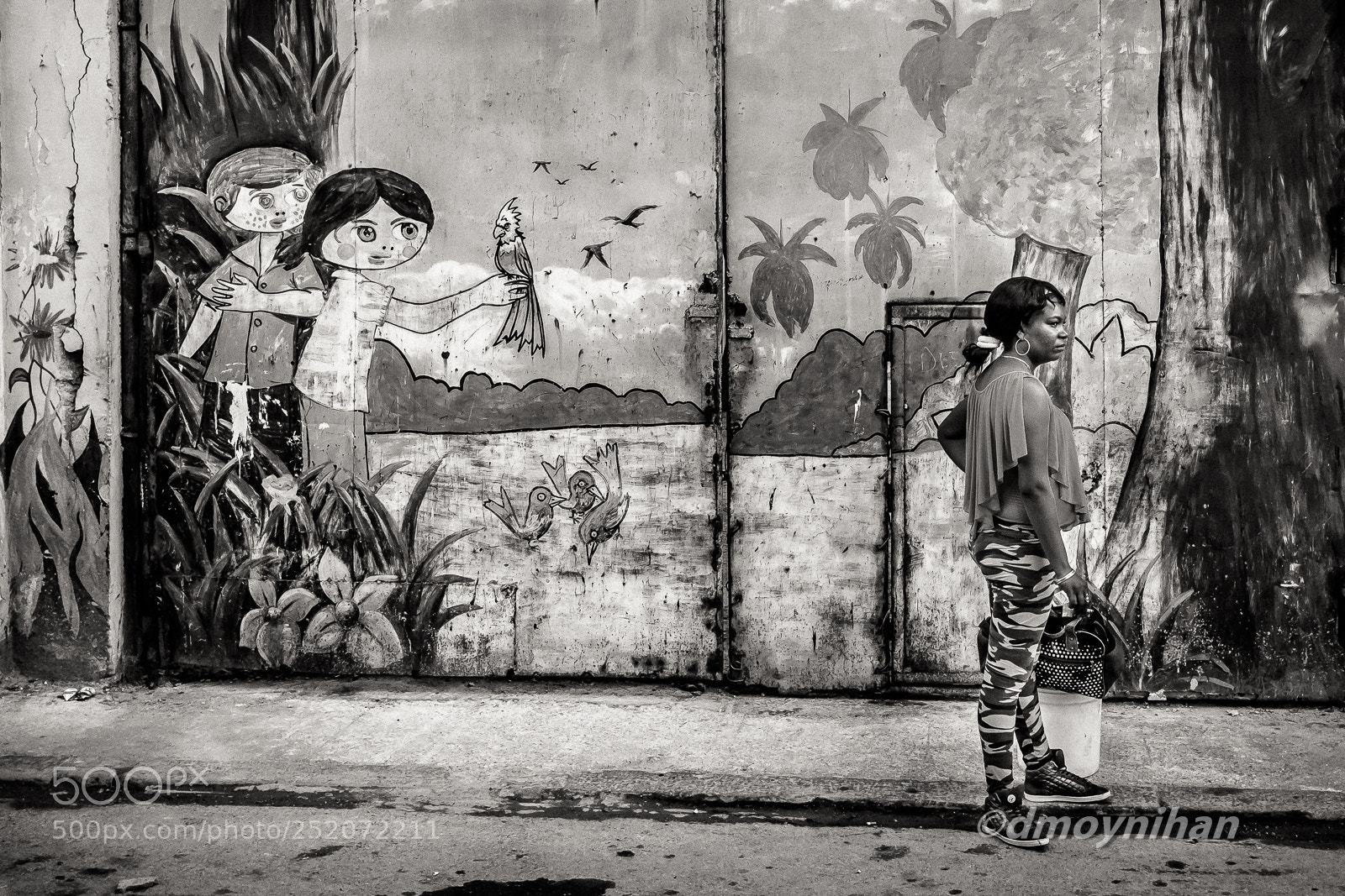 Fujifilm X100F sample photo. Havana street photography