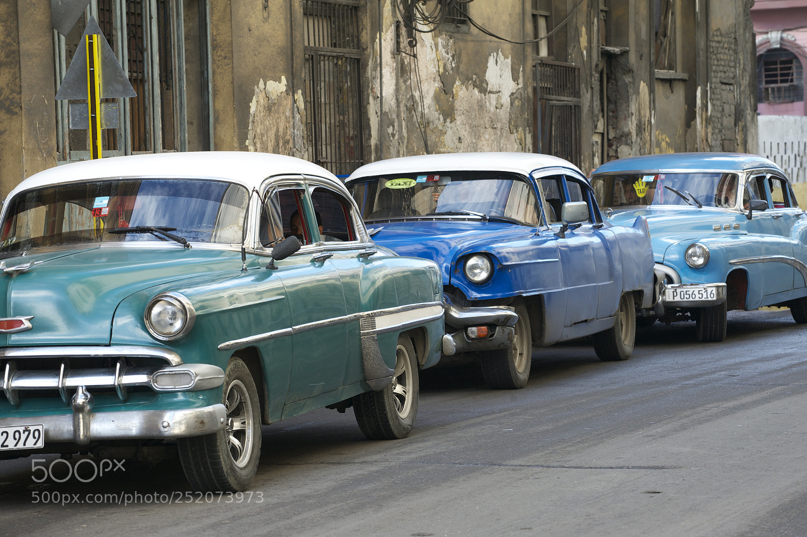 Nikon D700 sample photo. On the road again photography