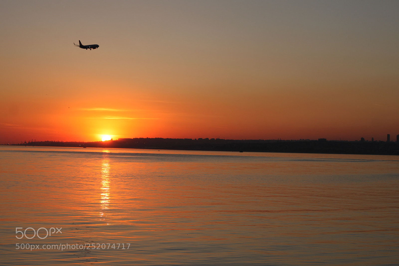 Canon EOS 500D (EOS Rebel T1i / EOS Kiss X3) sample photo. Sunset in florya photography