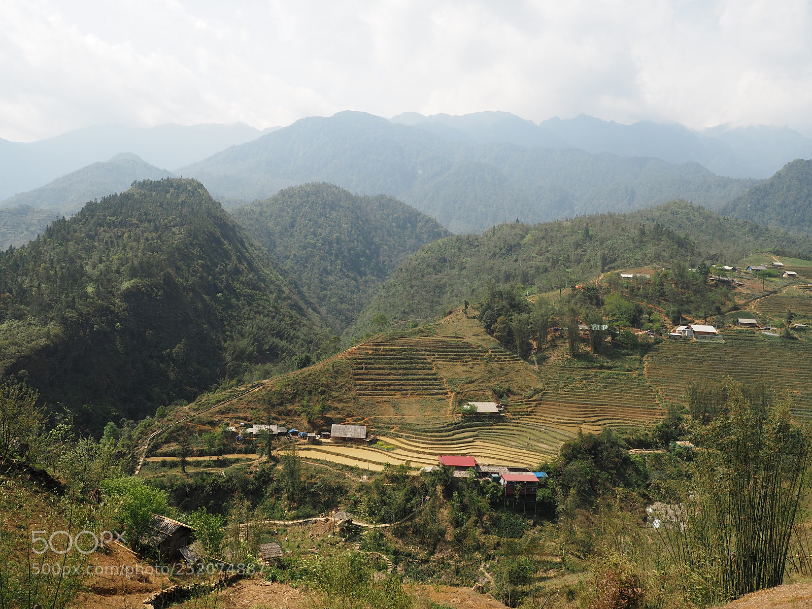 Olympus OM-D E-M5 II sample photo. Sapa, vietnam photography