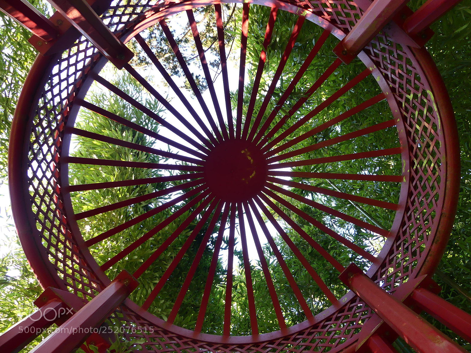 Panasonic Lumix DMC-FZ300 sample photo. Pavilion roof photography