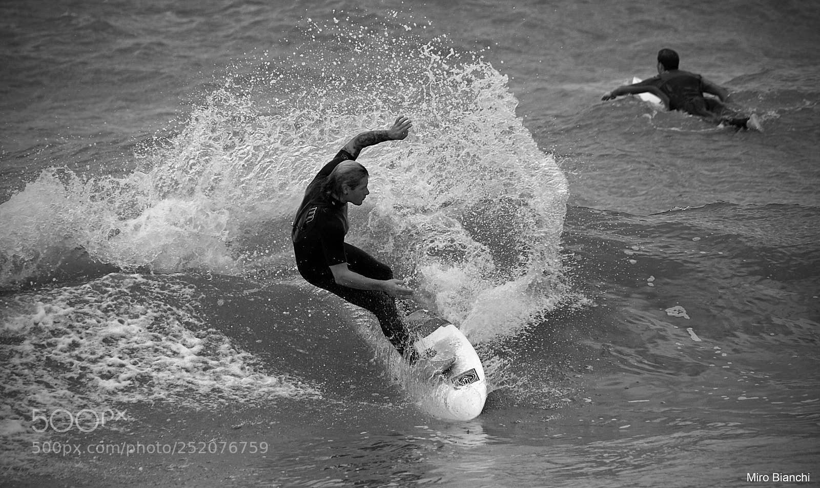 Olympus E-520 (EVOLT E-520) sample photo. Surfer photography