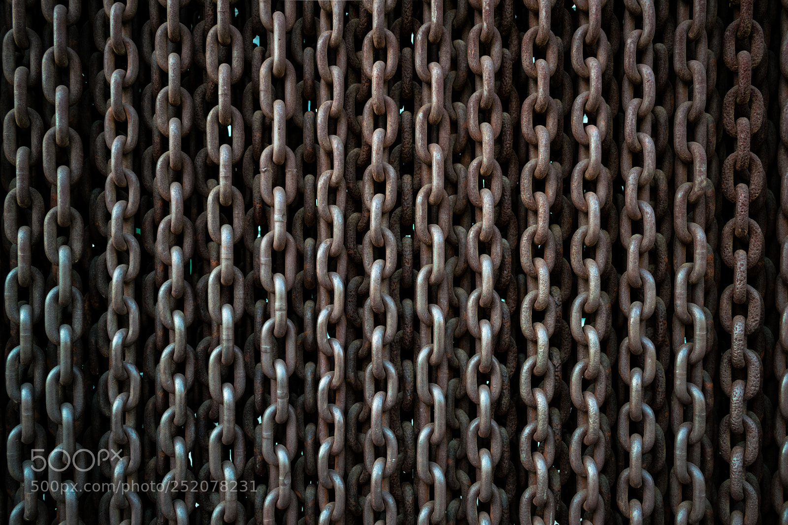 Nikon D3300 sample photo. Chains photography