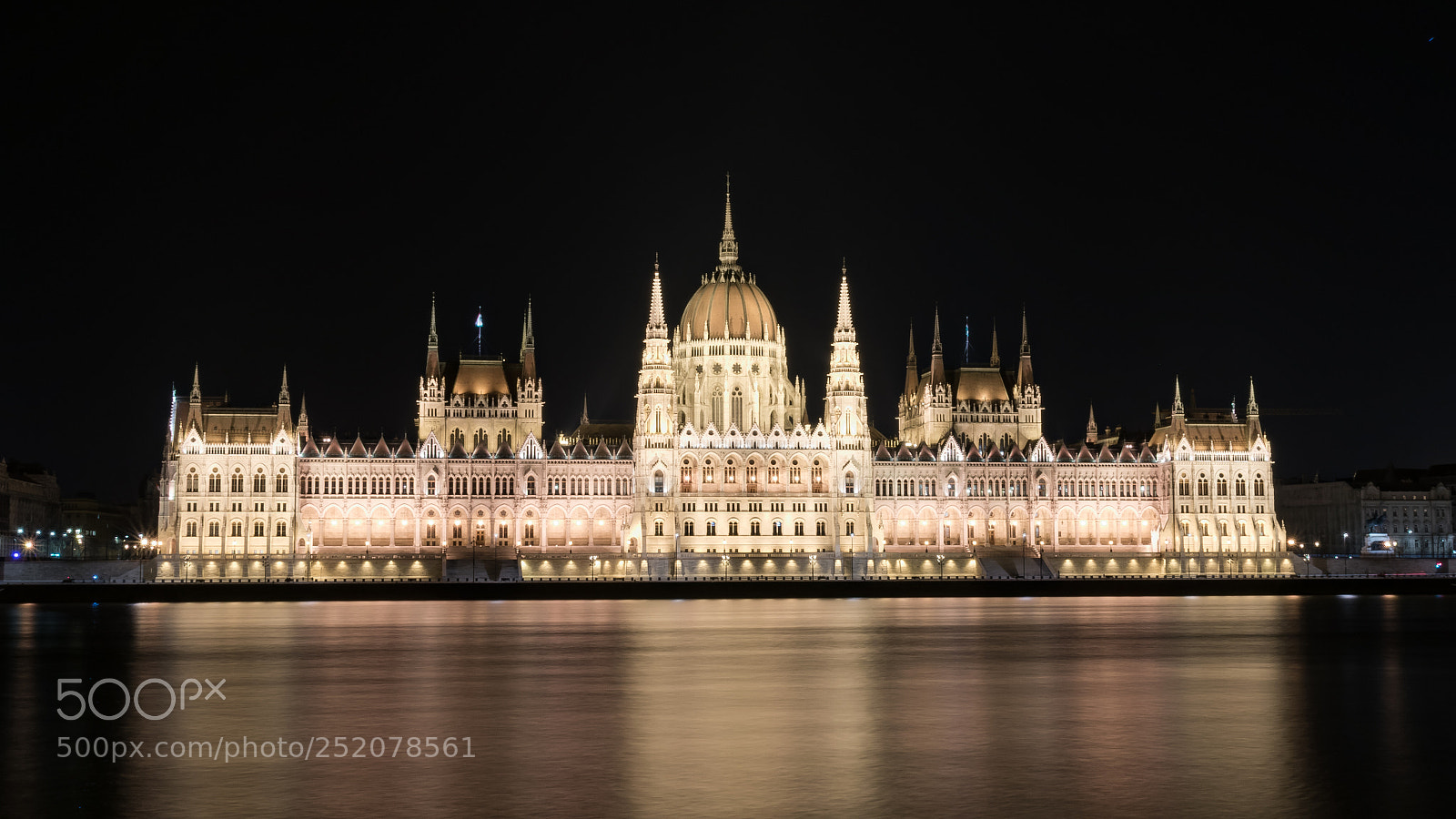 Nikon D3300 sample photo. Hungarian parliament at night photography