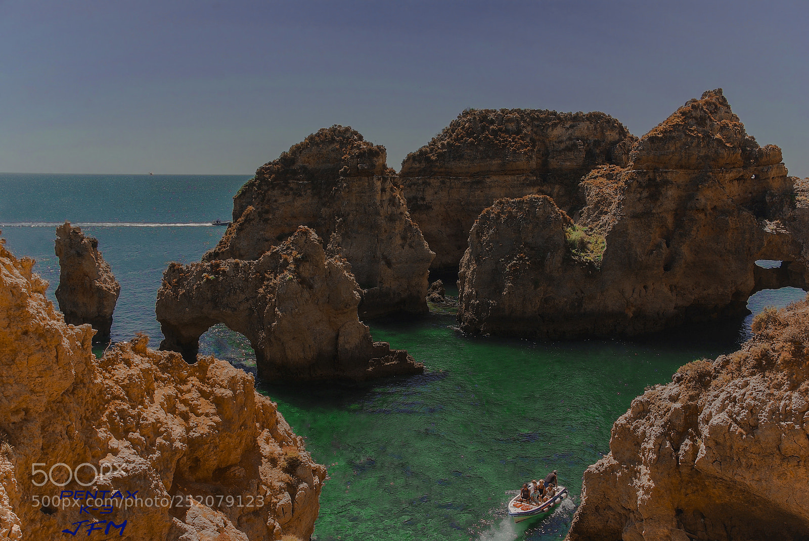 Pentax K10D sample photo. Acantiladdos de lagos algarve photography