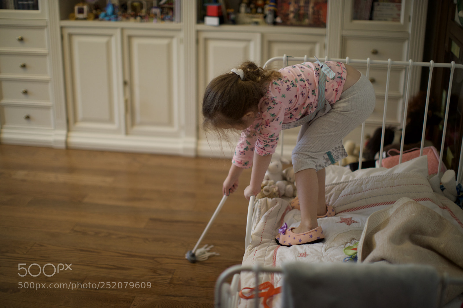 Canon EOS 5DS sample photo. Cleaning in progress photography