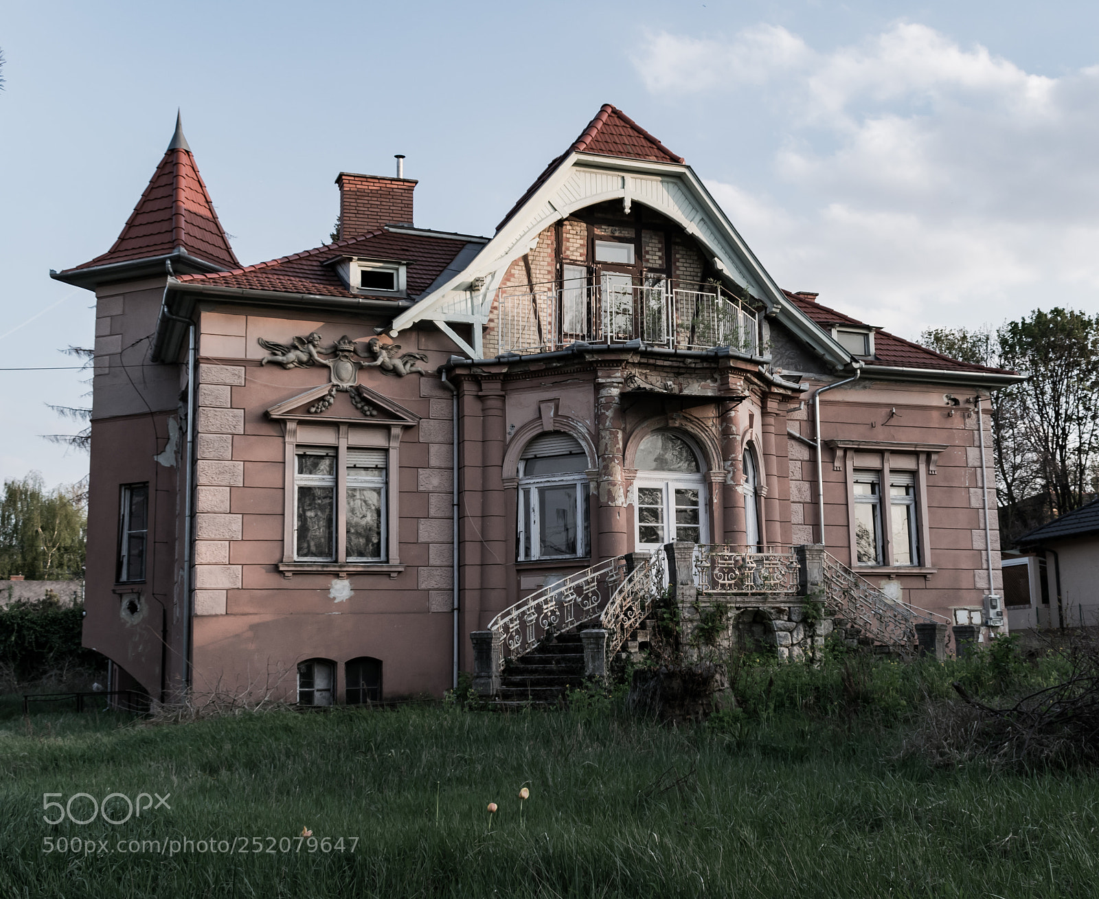 Nikon D3300 sample photo. Abandoned house from the photography