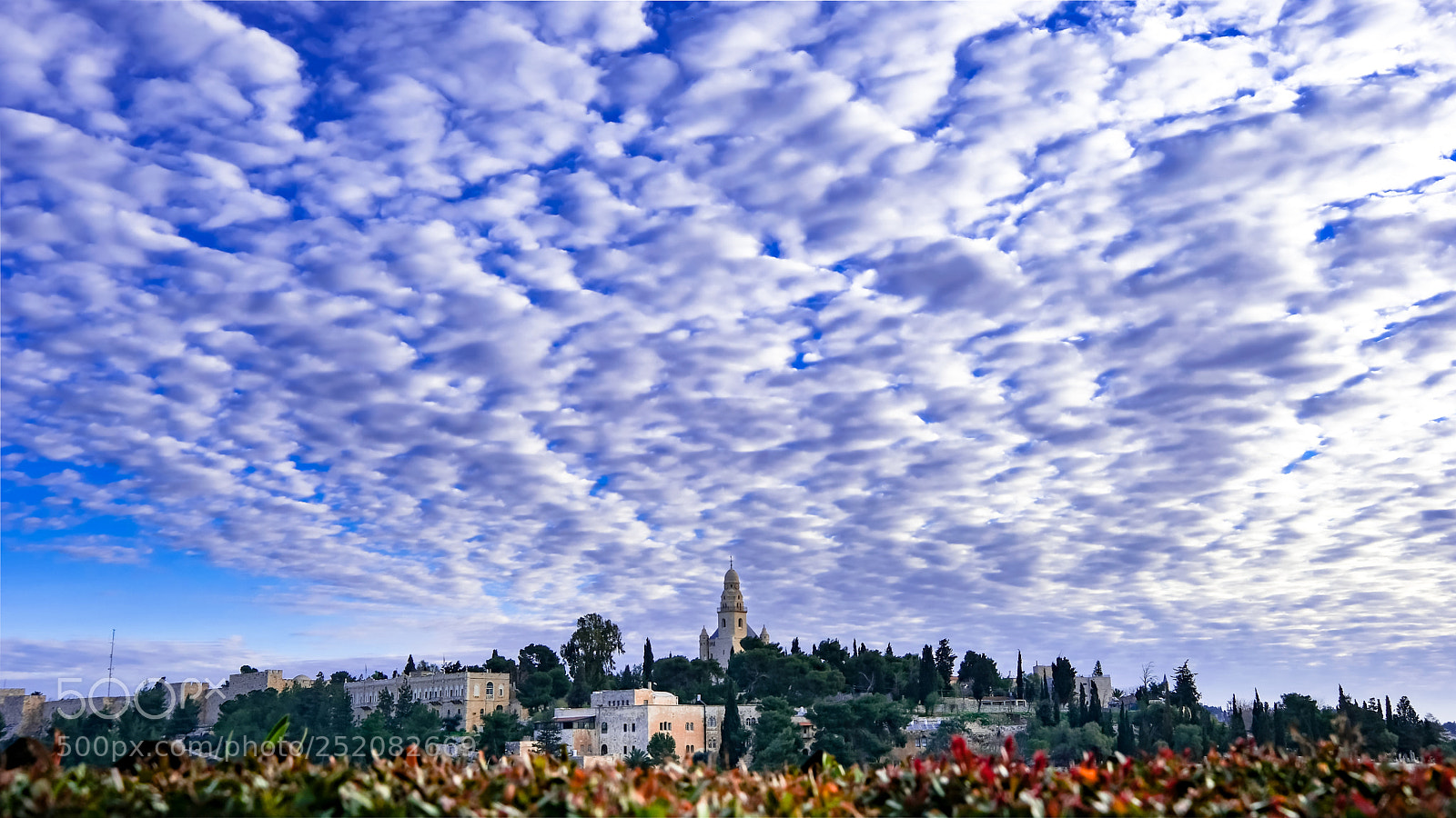 Fujifilm X-T2 sample photo. Holy skies photography