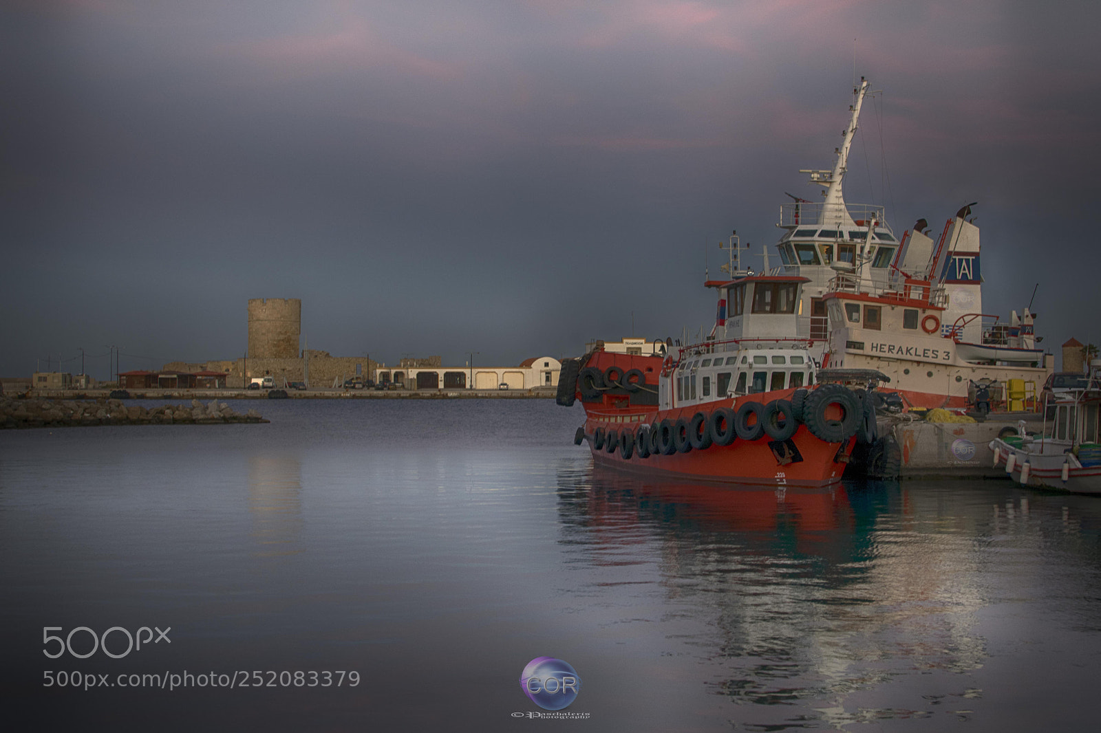 Nikon D3300 sample photo. Pilot boat photography