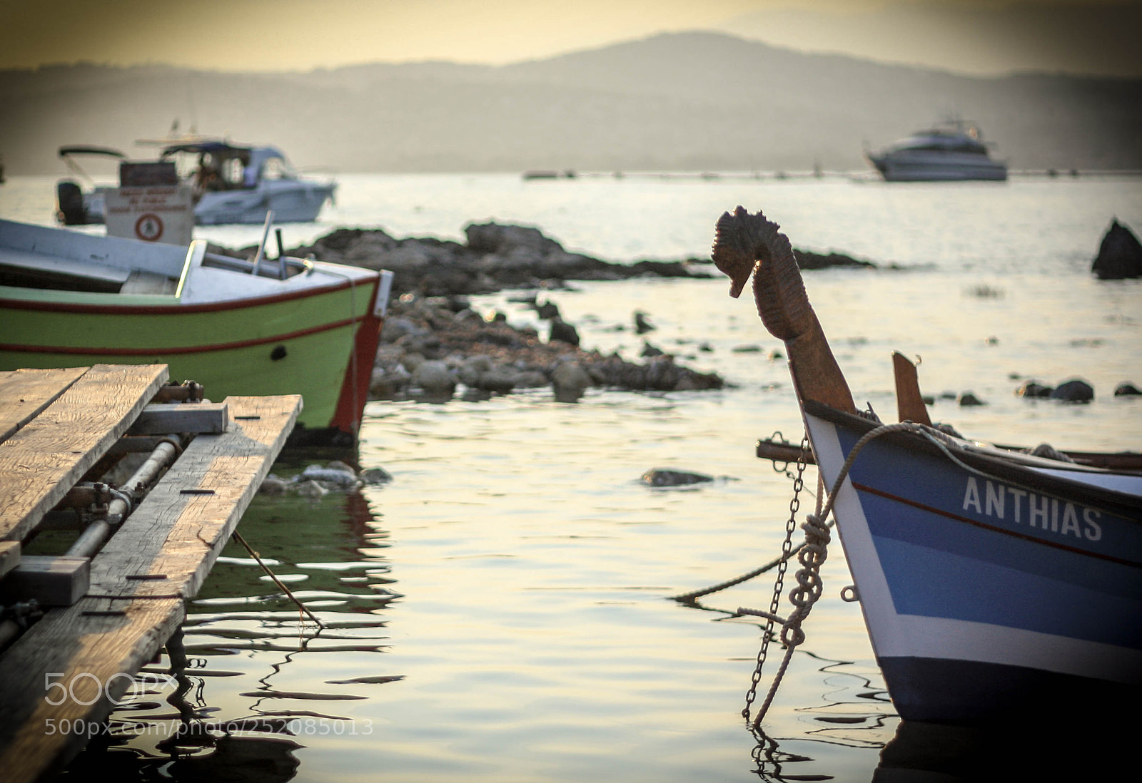 Canon EOS 1000D (EOS Digital Rebel XS / EOS Kiss F) sample photo. Golden sunset in juan photography