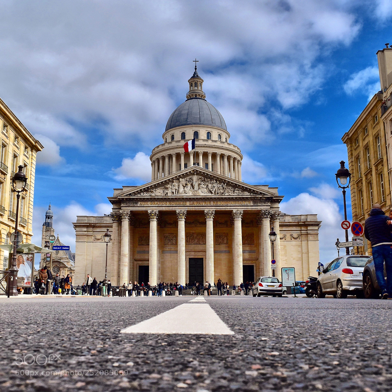 Nikon D5500 sample photo. Aux grands hommes la photography
