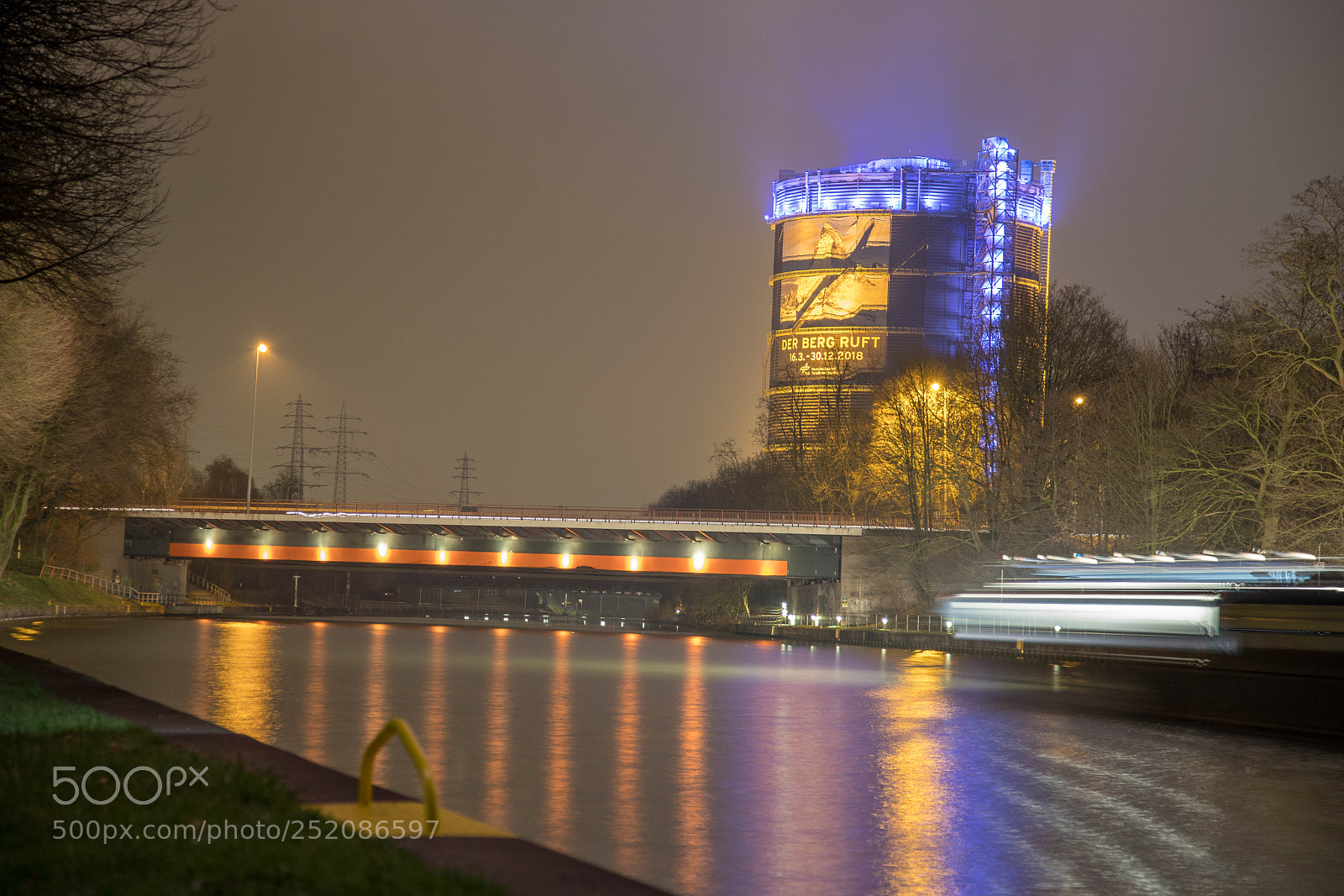 Canon EOS 6D Mark II sample photo. Gasometer oberhausen 4 photography