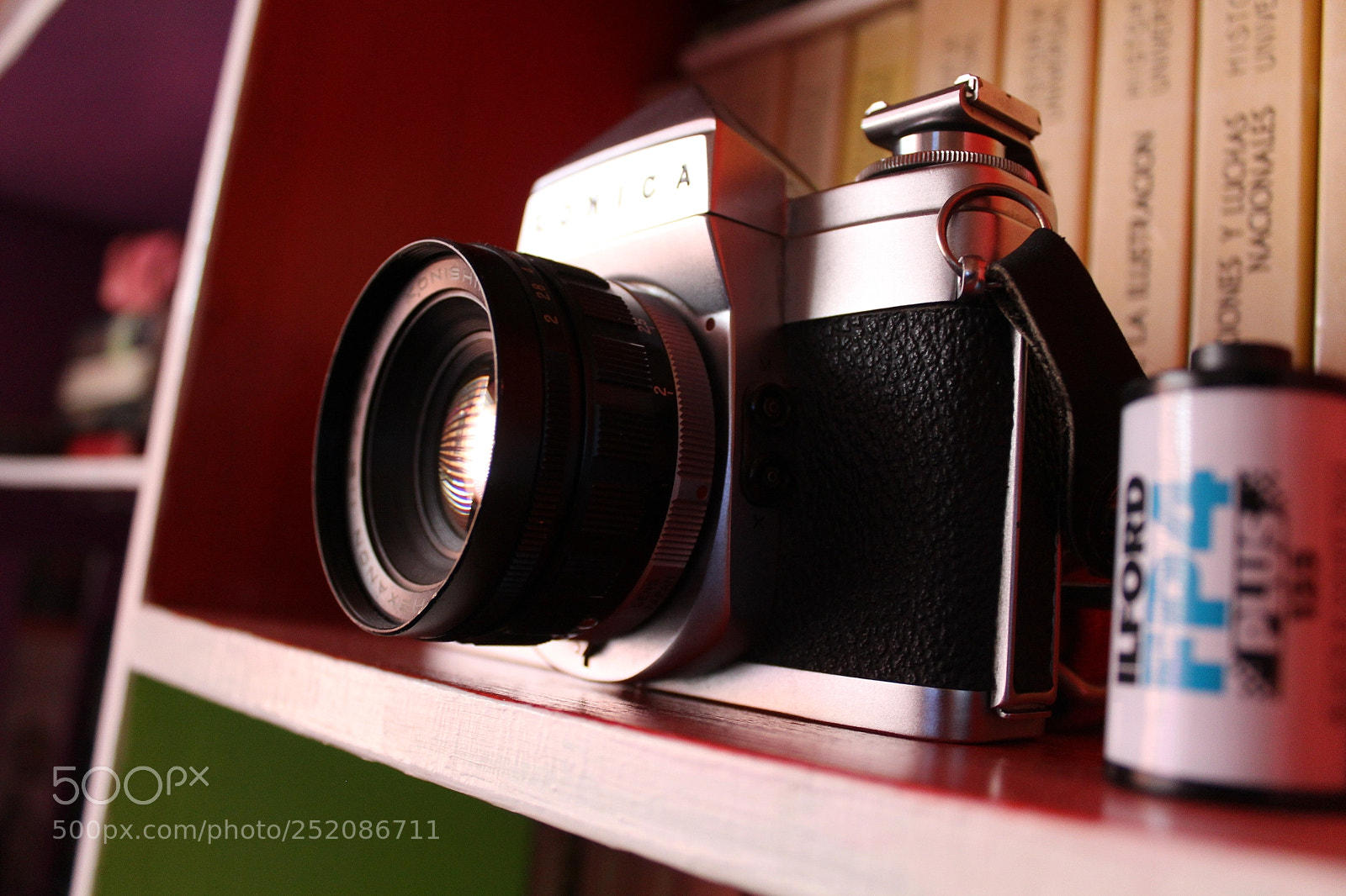 Canon EOS 1200D (EOS Rebel T5 / EOS Kiss X70 / EOS Hi) sample photo. Reflejo photography
