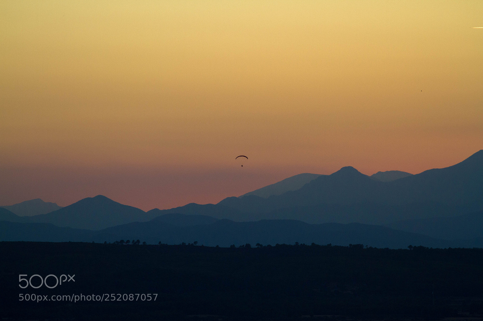 Canon EOS 7D sample photo. Sunset sur les pyr photography