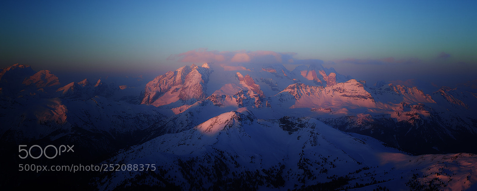 Sigma dp2 Quattro sample photo. Dolomites in winter photography