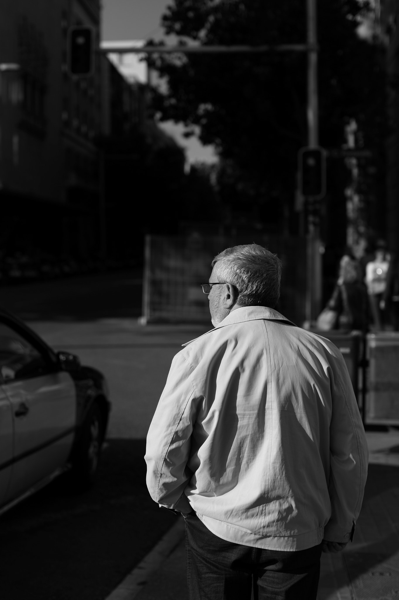 Canon EOS 6D + Canon EF 50mm F1.2L USM sample photo. Hombre con gafas de seplada photography