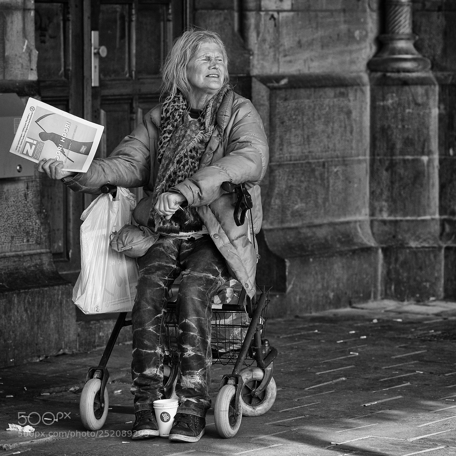 Canon EOS 5D Mark II sample photo. Amsterdam homeless photography