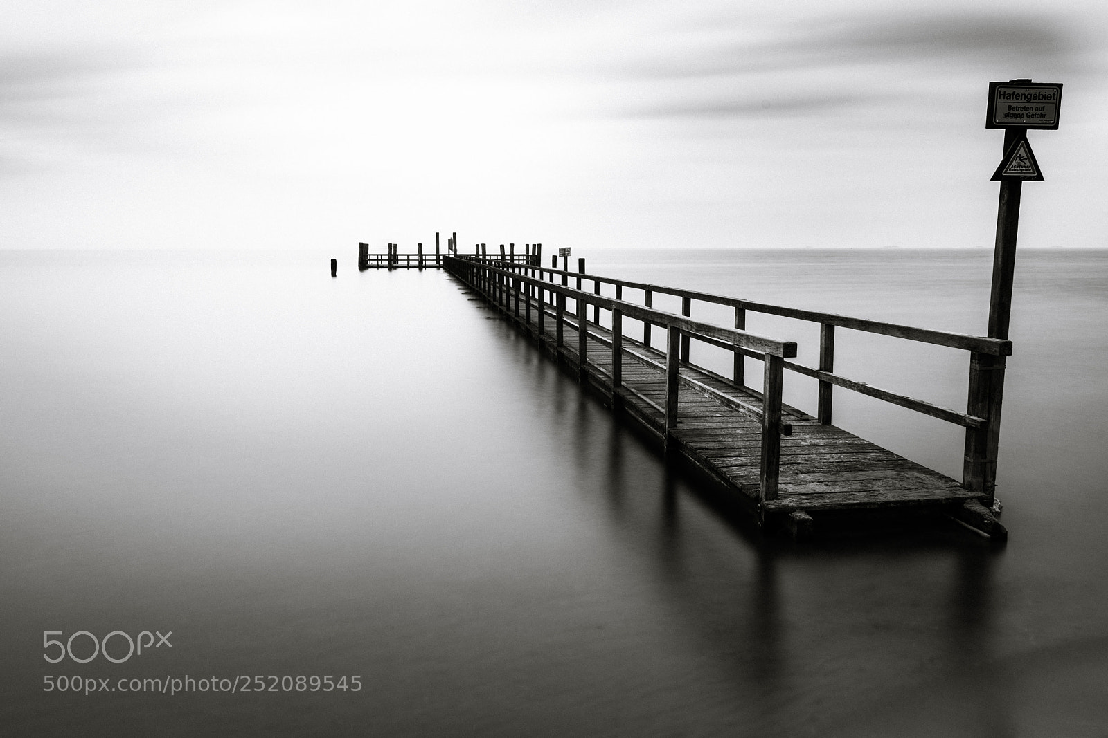 Sony a7 sample photo. Floating pier photography