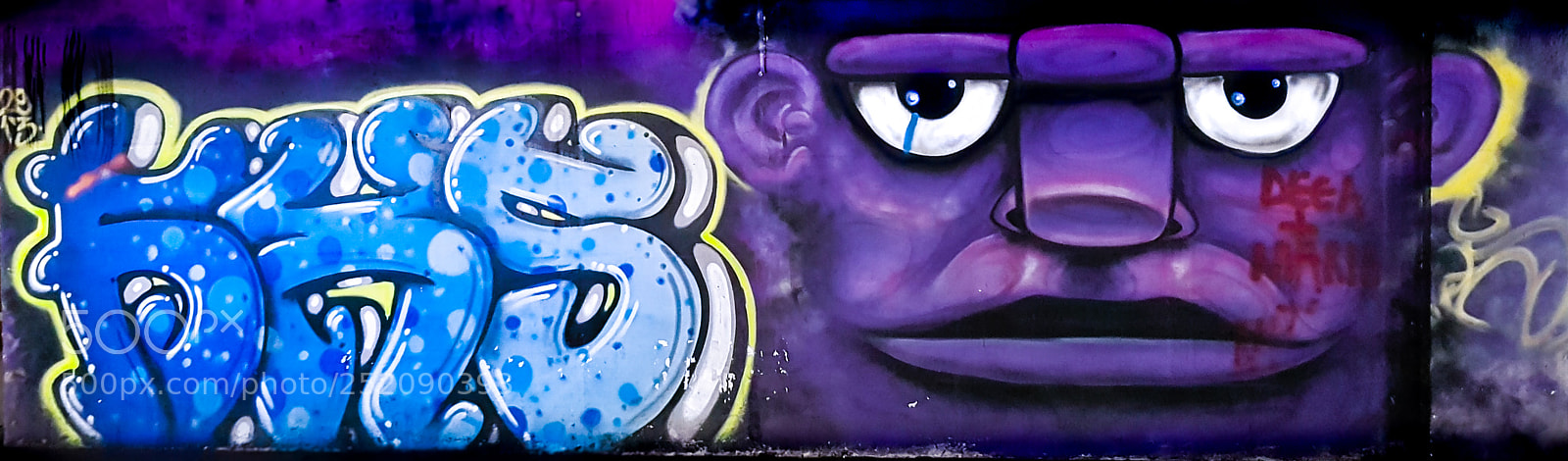 Samsung Galaxy S7 Edge sample photo. Graffiti photography