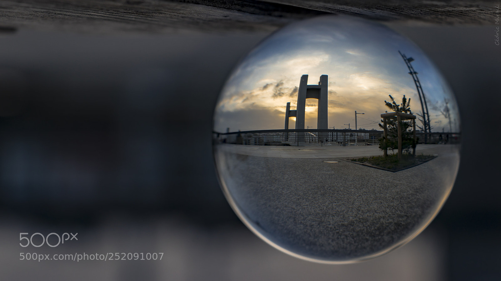 Canon EOS 77D (EOS 9000D / EOS 770D) sample photo. Brest s'endort... photography
