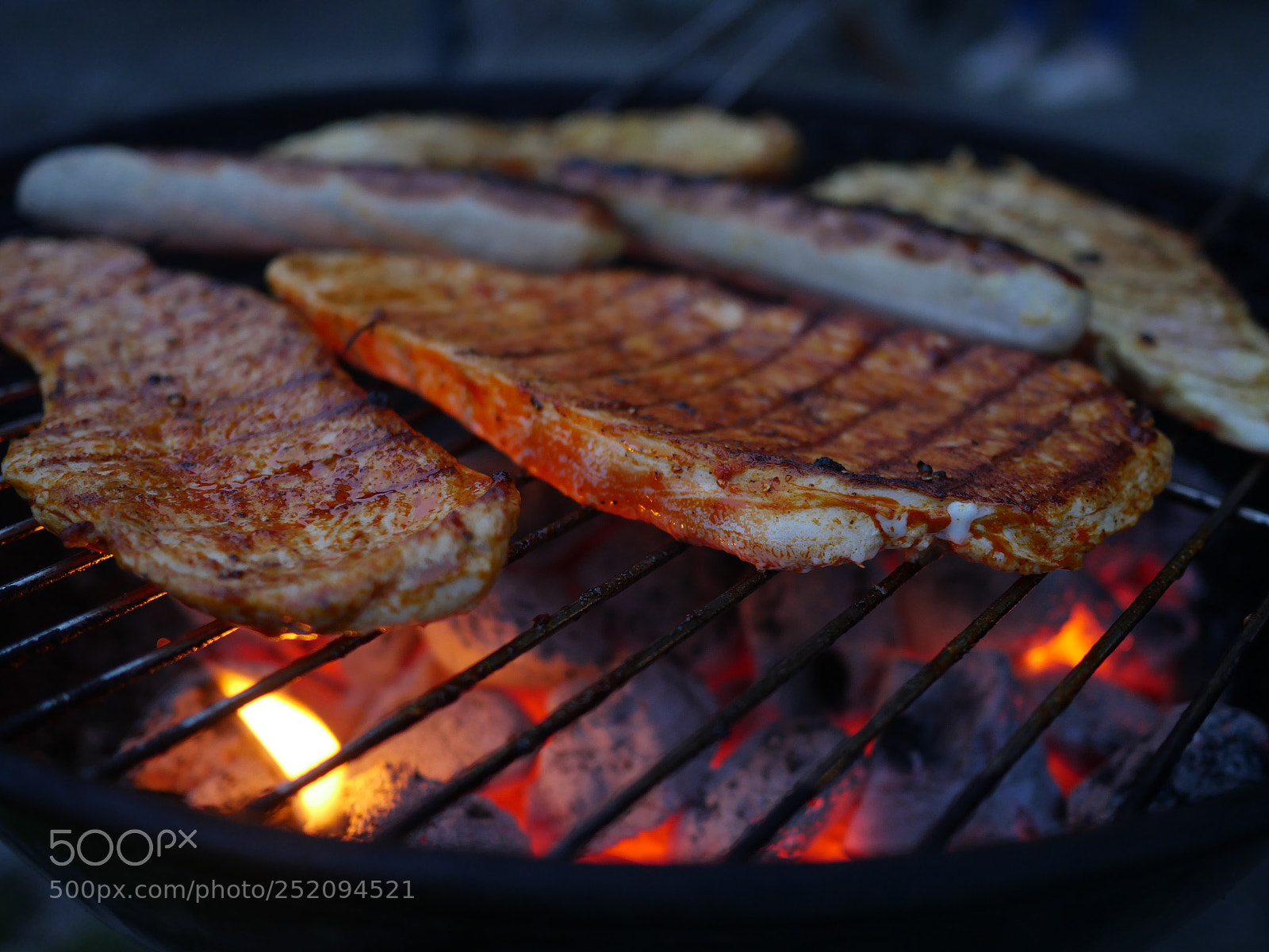 Panasonic Lumix DMC-GX8 sample photo. Bbq photography