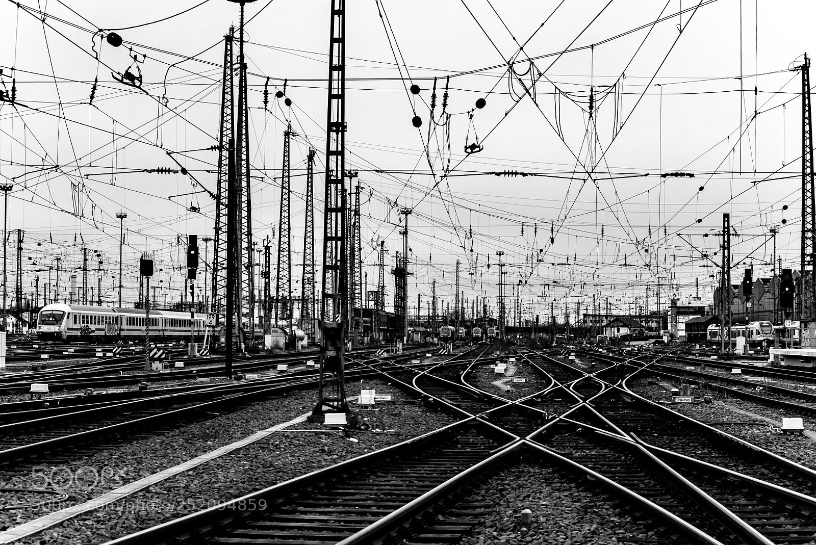 Sony a7S sample photo. Frankfurt (main) station photography