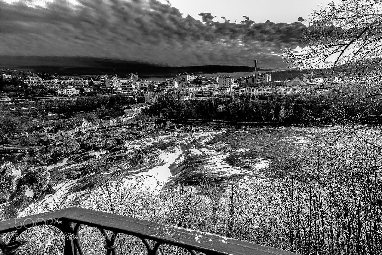 Canon EOS 5DS sample photo. B&w photography