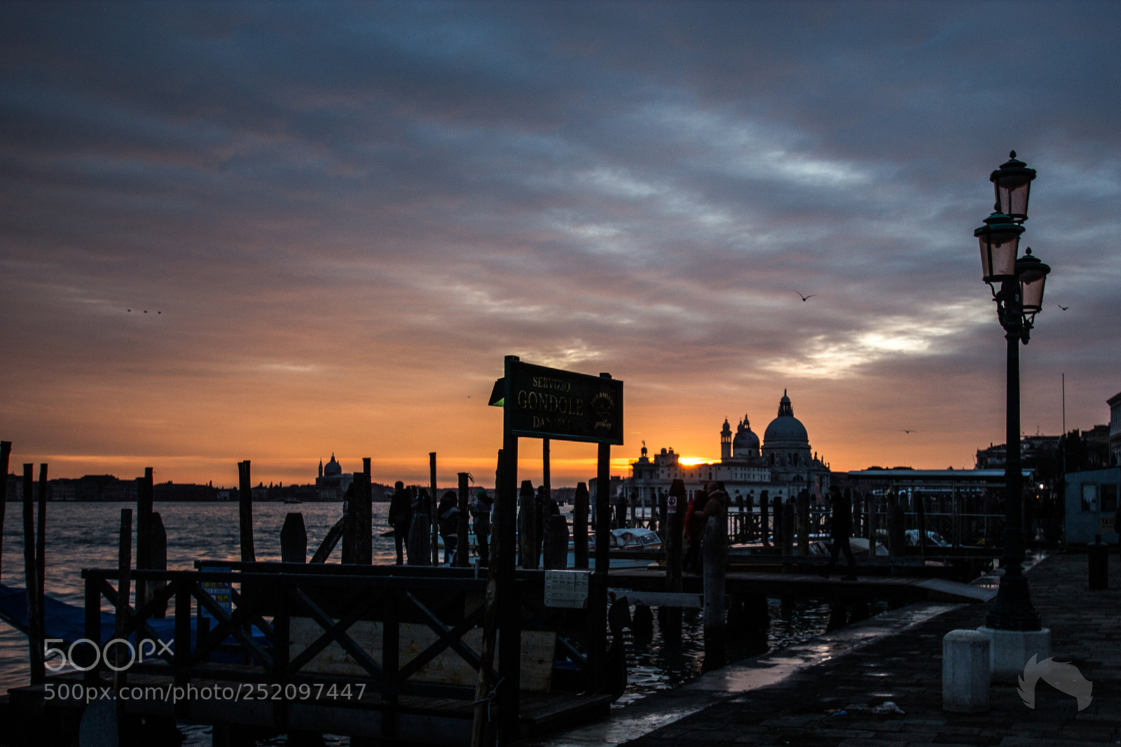 Canon EOS 600D (Rebel EOS T3i / EOS Kiss X5) sample photo. Sunset in venice photography