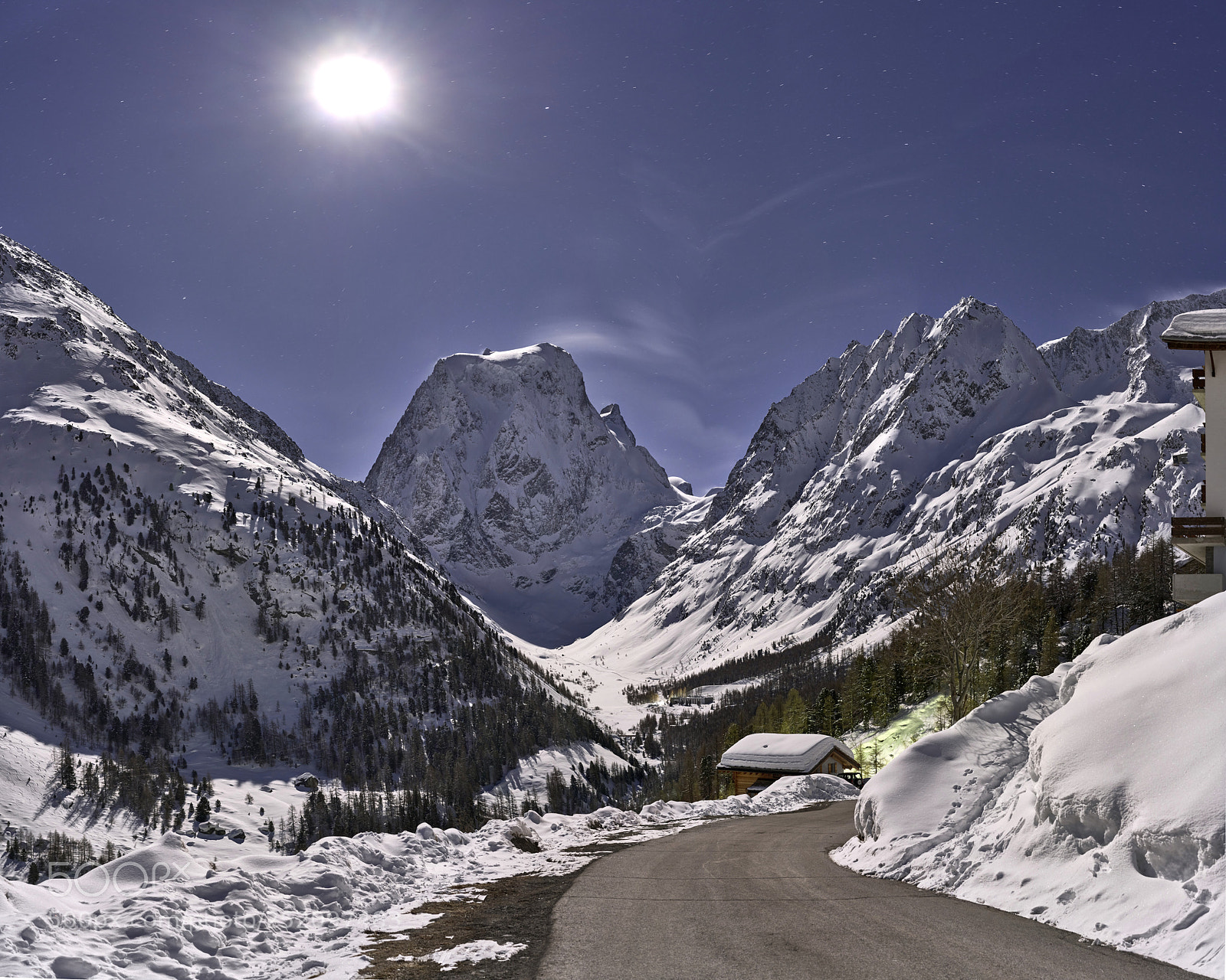 Sony a7R II sample photo. Full moon at arolla photography