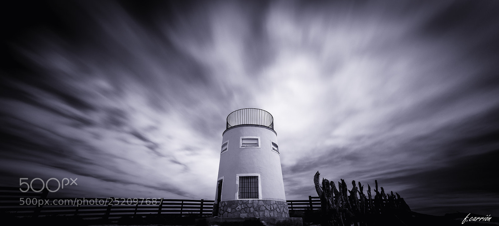 Canon EOS 80D sample photo. Torre derribada.jpg photography
