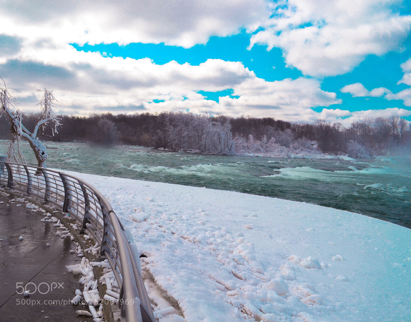 Nikon D3100 sample photo. Frozen thunder photography
