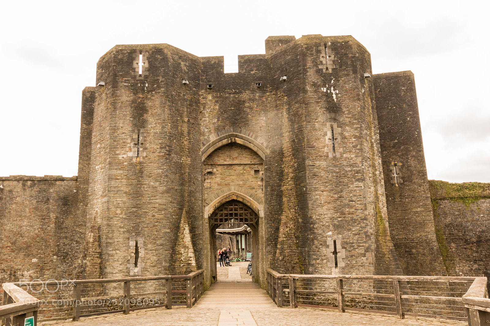 Canon EOS 70D sample photo. The gatehouse photography